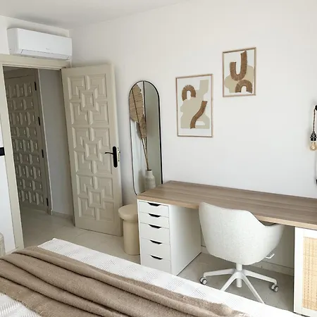 La Brisa Del Paraiso - Sea View Rooftop Terrace 埃斯特波纳